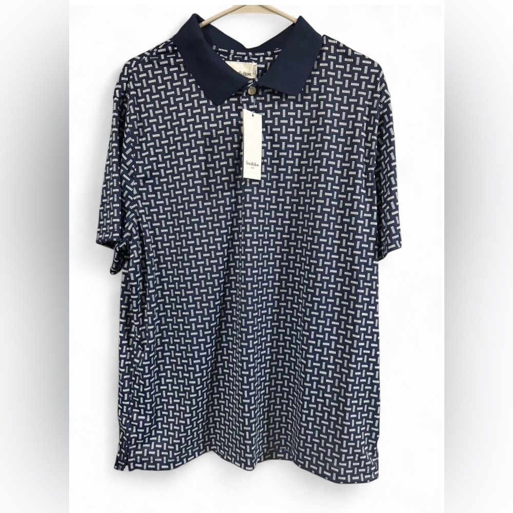 Size XL Men’s Goodfellow & Co Blue and White Geometric Polo
